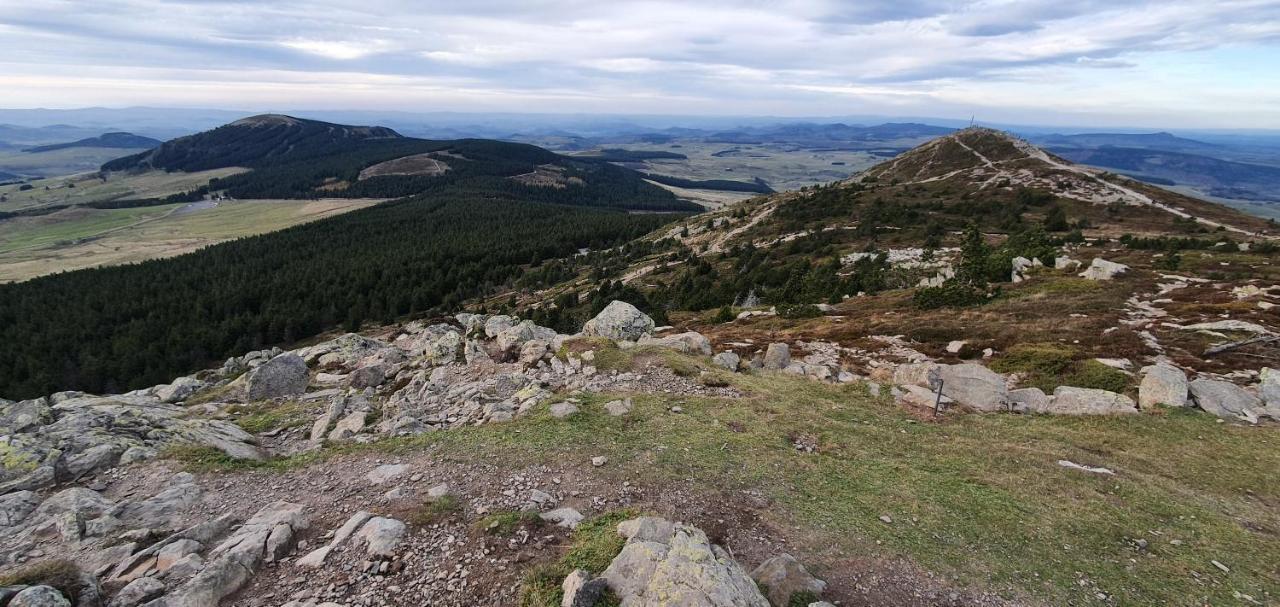 Les Gites Estaou Treillo Le Monastier sur Gazeille 외부 사진