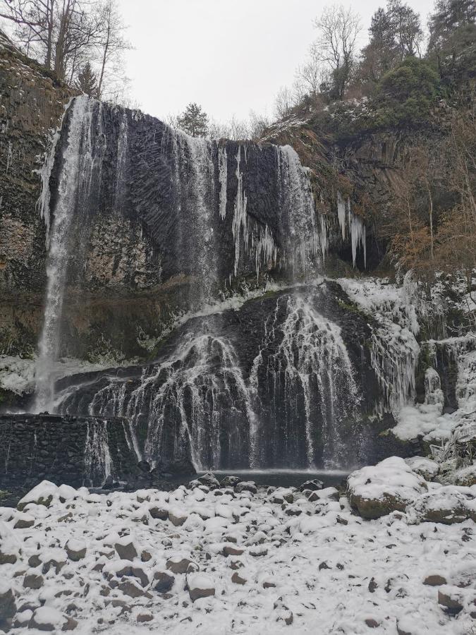 Les Gites Estaou Treillo Le Monastier sur Gazeille 외부 사진